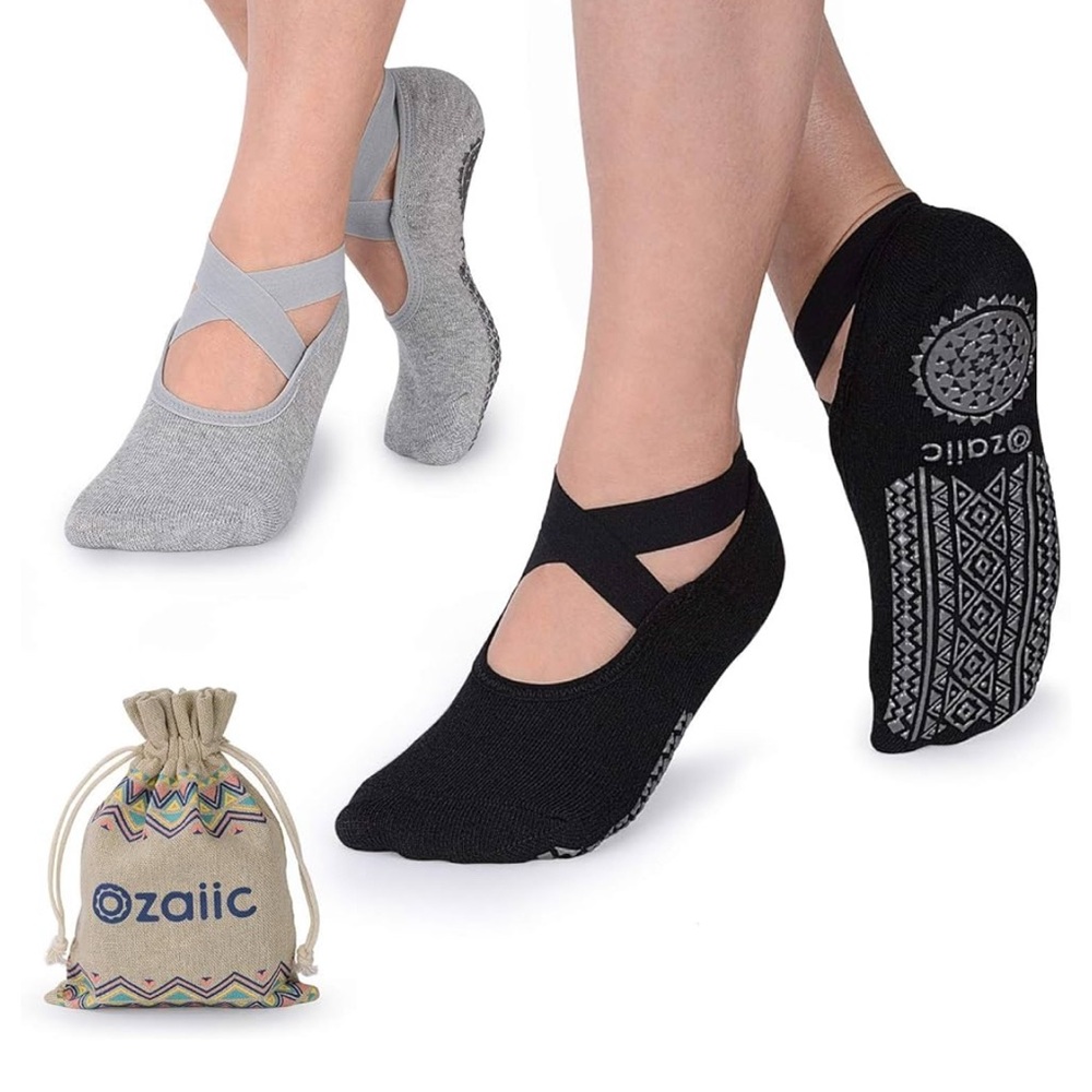 Ozaiic Yoga Socks for Women Non-Slip Grips & Straps